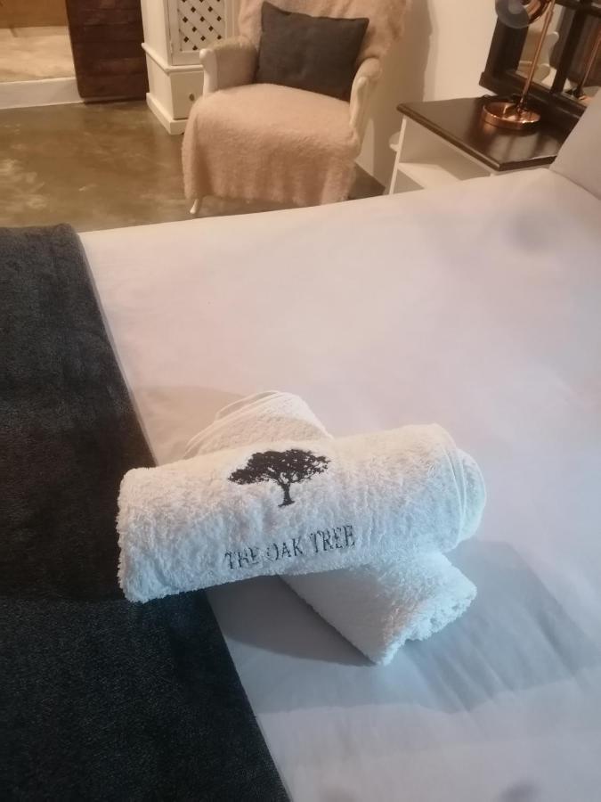 The Oak Treehouse Bnb ควีนส์ทาวน์ ภายนอก รูปภาพ